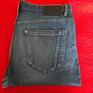 Perry Ellis Slim Fit Jeans (32" x 32")
